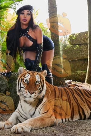 Lexi photo 59, latina, athletic, black hair, 170 cm, 72 kg, Large bust, Hong Kong