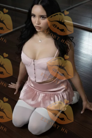 Lola photo 1, asian, average, black hair, 163 cm, 55 kg, Medium bust, Hong Kong