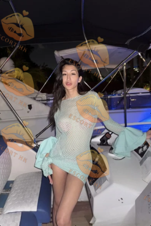 Maya photo 41, european, slim, black hair, 176 cm, 47 kg, Medium bust, Hong Kong