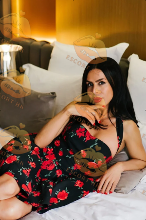 Ariel photo 11, slavic, average, black hair, 165 cm, 56 kg, Medium bust, Hong Kong