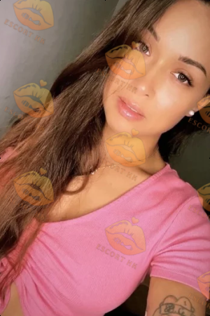 Luciana photo 14, european, curvy, brunette, 170 cm, 74 kg, Small bust, Hong Kong