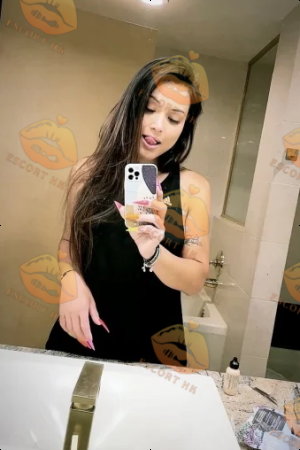 Luciana photo 26, european, curvy, brunette, 170 cm, 74 kg, Small bust, Hong Kong