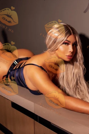 Becca photo 14, latina, curvy, blonde hair, 167 cm, 70 kg, Large bust, Hong Kong