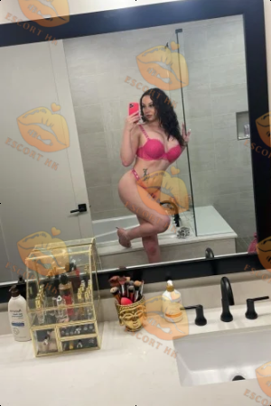 Cherry photo 11, european, athletic, black hair, 176 cm, 74 kg, Medium bust, Hong Kong