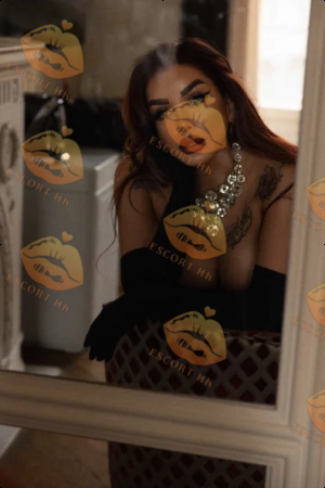 Nala photo 14, asian, athletic, red hair, 170 cm, 70 kg, Large bust, Hong Kong