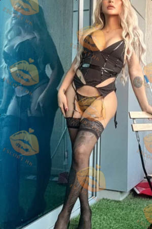 Olivia photo 14, european, petite, black hair, 158 cm, 58 kg, Medium bust, Hong Kong
