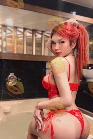 Erica photo 11, asian, petite, red hair, 158 cm, 52 kg, Medium bust, Hong Kong