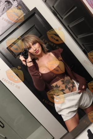 Alisa photo 36, european, average, blonde hair, 182 cm, 72 kg, Large bust, Hong Kong