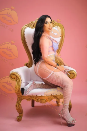 Grace photo 23, latina, curvy, black hair, 158 cm, 63 kg, Large bust, Hong Kong