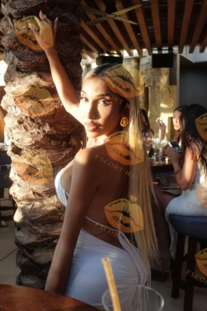 Eloise photo 14, latina, average, blonde hair, 164 cm, 56 kg, Medium bust, Hong Kong