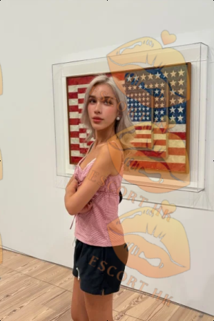 Emily photo 14, asian, slim, blonde hair, 174 cm, 54 kg, Small bust, Hong Kong