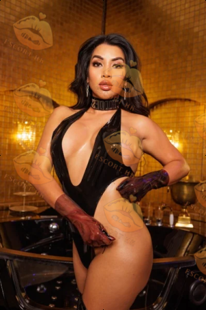 Antonella photo 22, asian, curvy, black hair, 161 cm, 68 kg, Large bust, Hong Kong