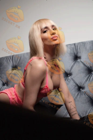 Bambi photo 27, european, average, blonde hair, 164 cm, 58 kg, Small bust, Hong Kong