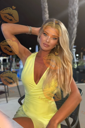 Jade, Margarita photo 3, european, slim, blonde hair, 170 cm, 54 kg, Medium bust, Hong Kong