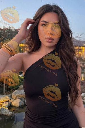 Sofi photo 42, european, brunette, 174 cm, 68 kg, Medium bust, Hong Kong