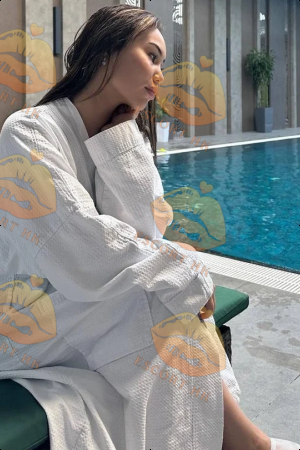 Moni photo 11, asian, brunette, 165 cm, 54 kg, Medium bust, Hong Kong