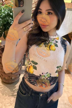 Moni photo 23, asian, brunette, 165 cm, 54 kg, Medium bust, Hong Kong