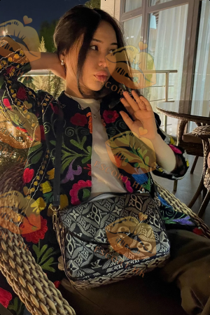 Moni photo 56, asian, brunette, 165 cm, 54 kg, Medium bust, Hong Kong