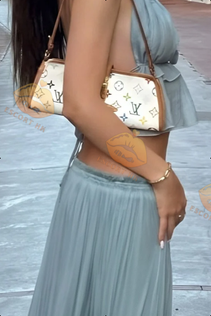 Adelina photo 35, asian, black hair, 176 cm, 55 kg, Medium bust, Hong Kong