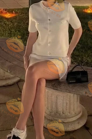 Madonna photo 30, asian, black hair, 165 cm, 45 kg, Small bust, Hong Kong