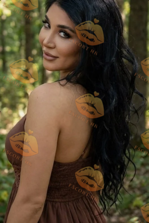 Agata photo 23, asian, black hair, 160 cm, 50 kg, Small bust, Hong Kong