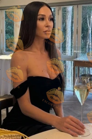 Ksenia photo 11, european, brunette, 165 cm, 45 kg, Small bust, Hong Kong