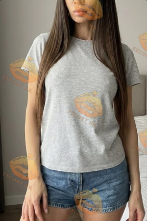 Ksenia photo 8, european, brunette, 165 cm, 45 kg, Small bust, Hong Kong